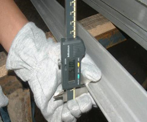 Bright customized stainless steel angle bar
